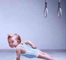 Гимнастика за деца от 6 месеца до една година