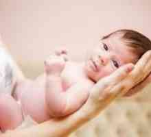 Как да се отървете от хълцане при новородени