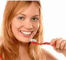 Как правилно да се грижат за зъбите си у дома