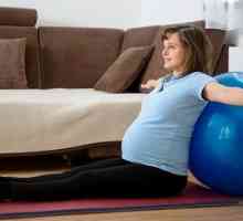 Полезни упражнения по време на бременност