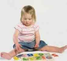 Разработване на математическите умения в три годишно дете свири