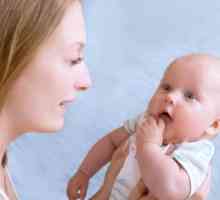 Никнене на млечни зъби на бебето: как да разпознават и да помогне?
