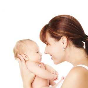 Как да запазим едно новородено бебе в ръцете си?