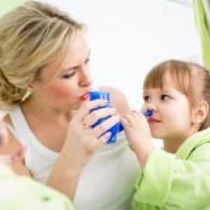 Как да се измие носа на бебето?