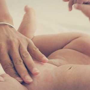 Как да провеждат интимна хигиена новородено момиче?