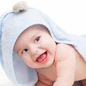 Правила за лична хигиена за новородено момиченце