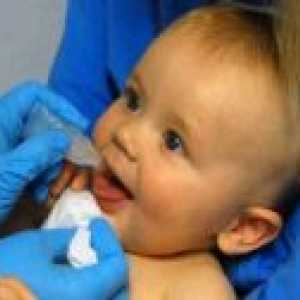 Симптомите на стомашно-чревния грип в детето