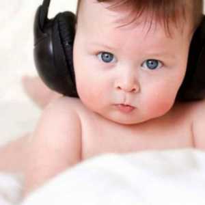 Изслушване в новородени
